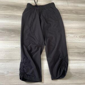 Marc New York Performance Black Cinched Drawstring Ruched Capri Pants Medium